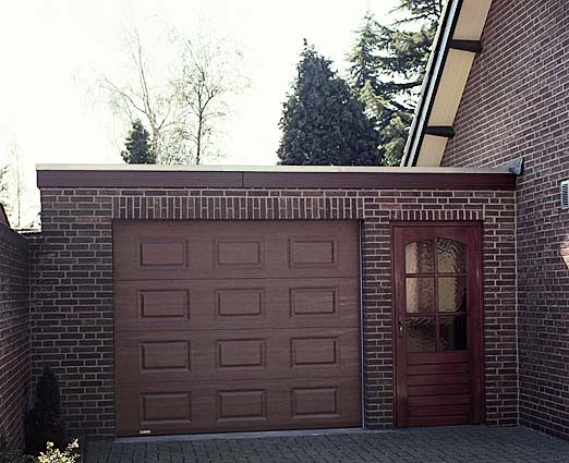 poarta garaj8